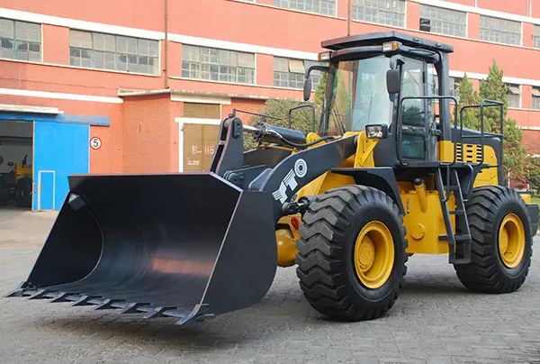 装载机
